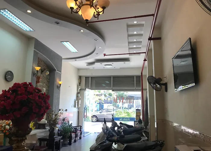 Thiên Các Hotel