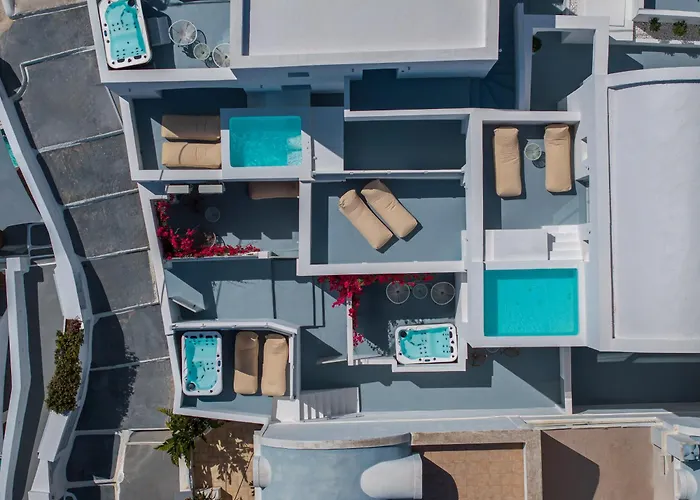 Hotels in Fira (Santorini)