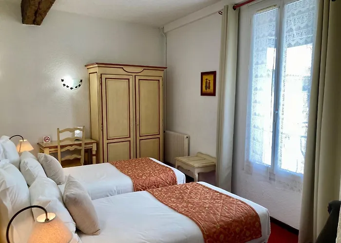 Hotel Porte De Camargue - Les Quais D'Arlés