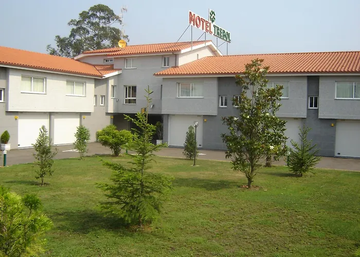 Motel Trebol Tui