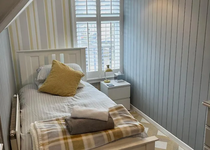 Camelot Guest House