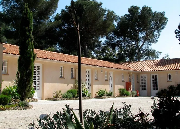 Athéna STUDIOS Saint Aygulf