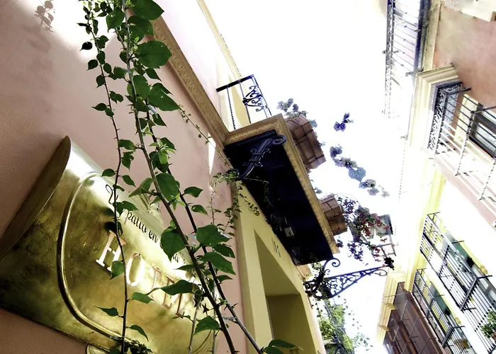 Hotel Un Patio en Santa Cruz Sevilla