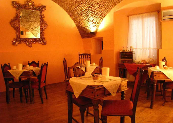 Hotel Don Carlos Cáceres