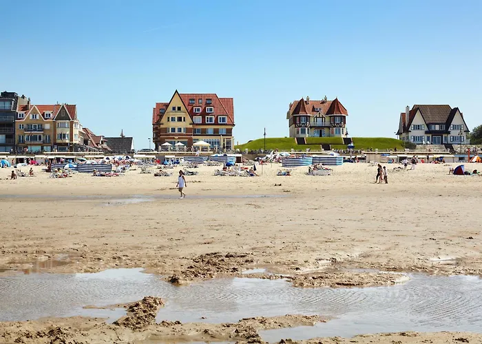 Beach Hotel De Haan