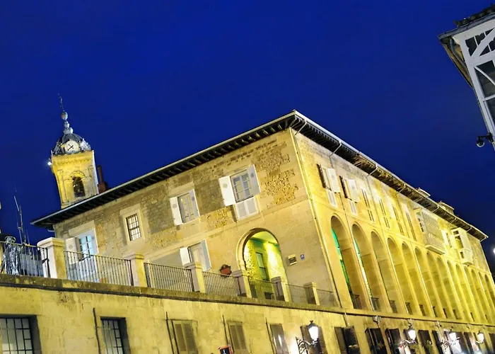 La Casa de Los Arquillos Vitoria