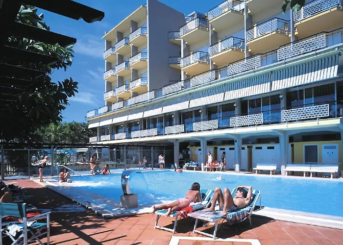 Hotel Bellevue Et Mediterranée