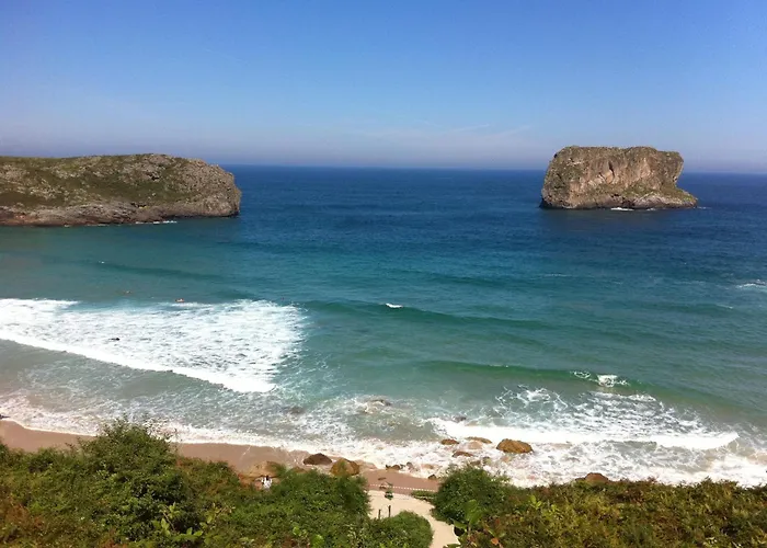 Las Rocas Llanes