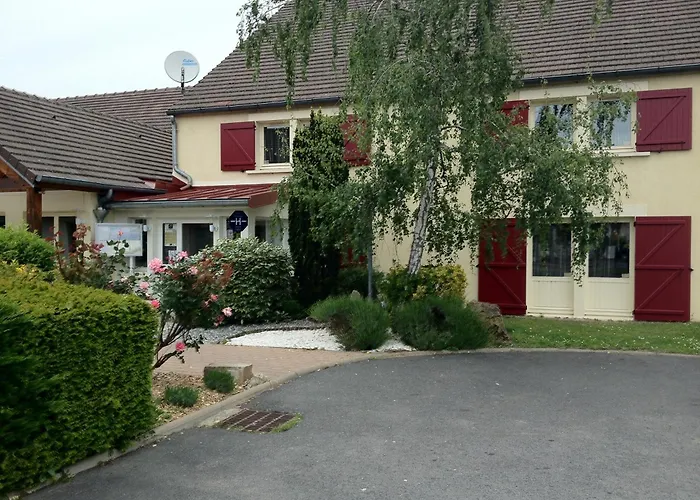 Logis Hotel Restaurant des Lacs Paris Sud Viry-Châtillon