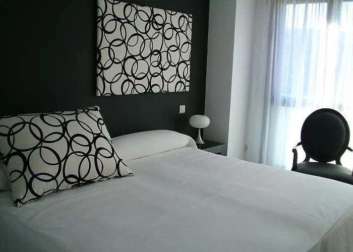 Hotel Vinacua Sos del Rey Católico