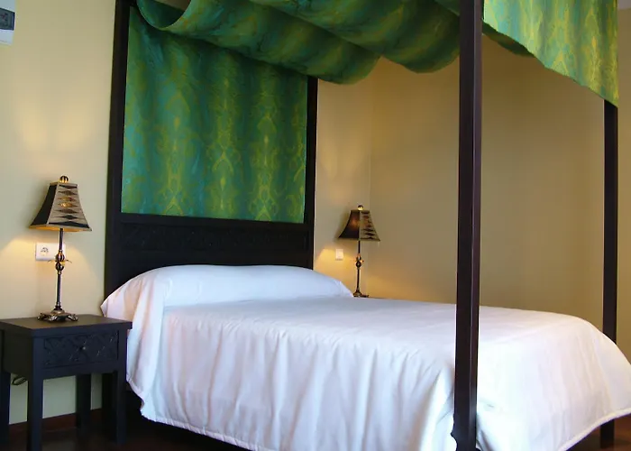 Hotel Vinacua Sos del Rey Católico