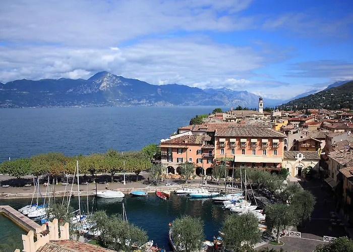 Albergo Gardesana Torri Del Benaco