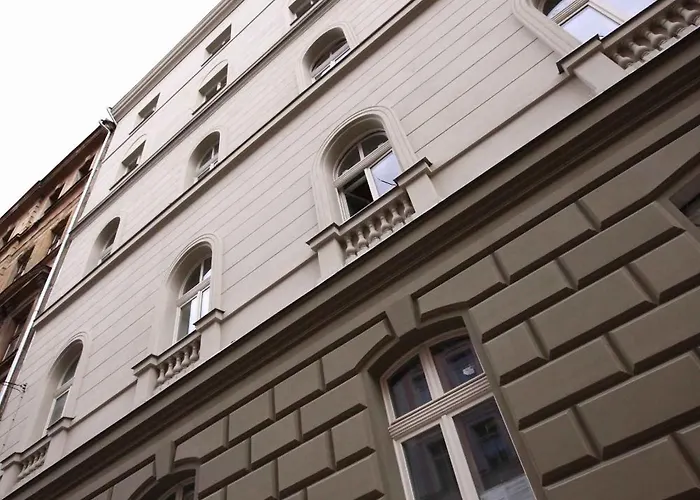 Pure White Hotel Prague