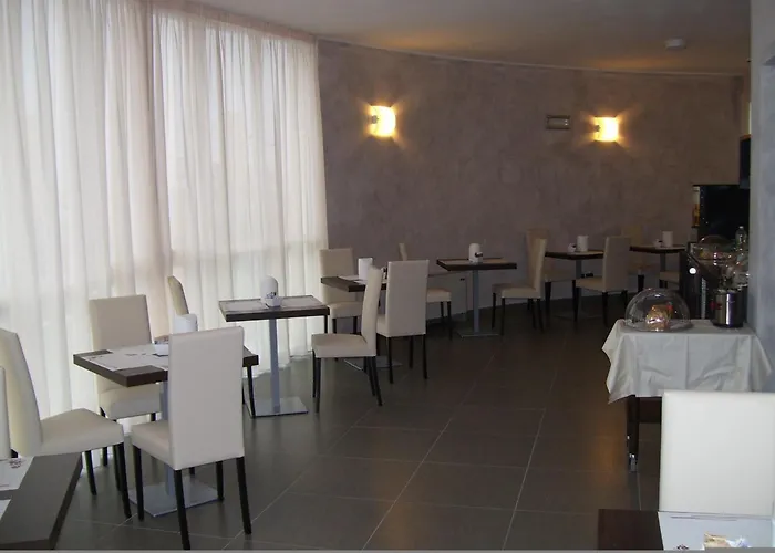 Hotel Motel Galaxy Reggio Emilia