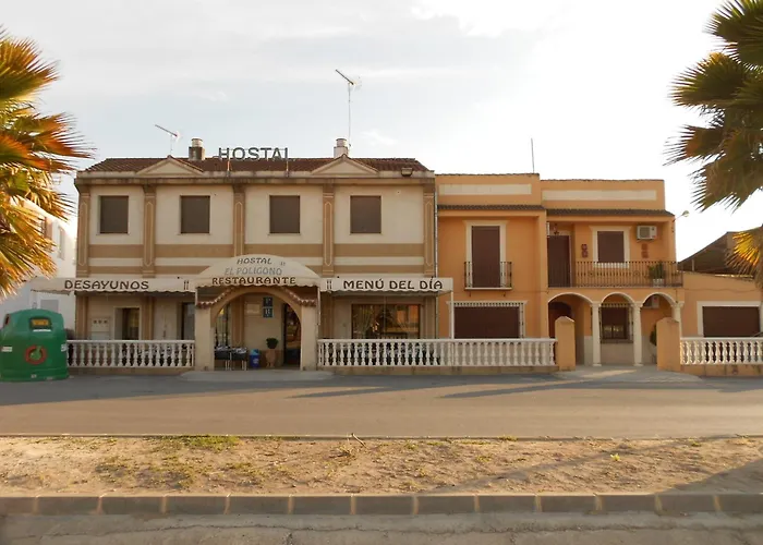 Hostal El Polígono Lucena