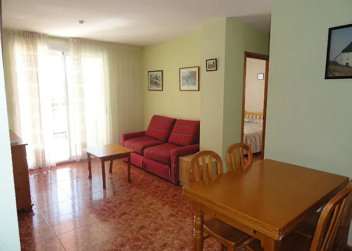Apartamentos Raymar Oropesa del Mar