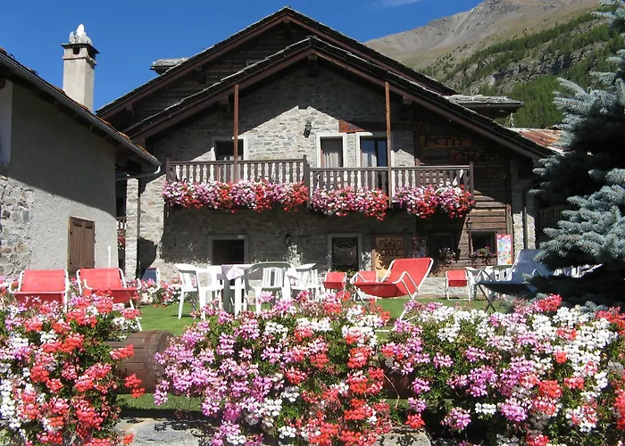 Hotel Petit Giles Cogne
