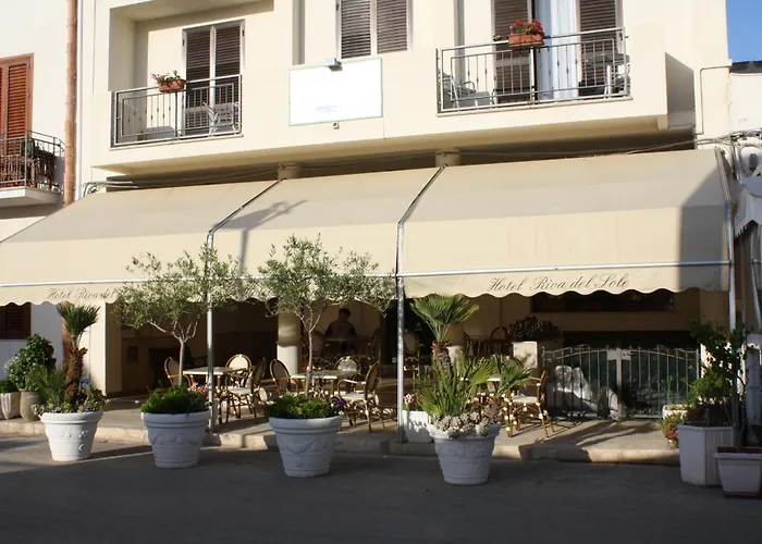 Hotel Riva Del Sole