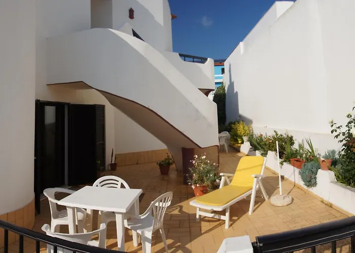 Apartamentos E Quartos Atalaia Sagres