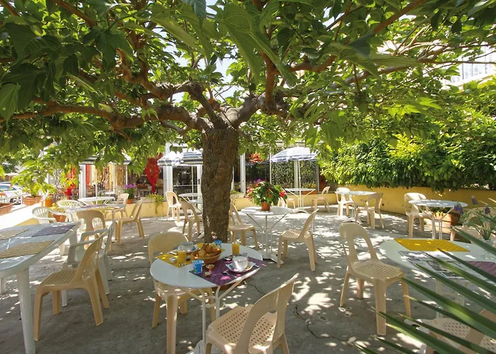 Hôtel La Croix de Malte