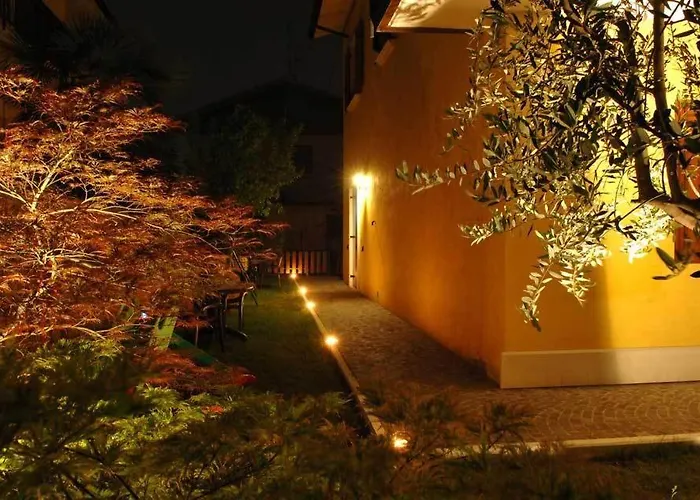 Sweet House Only Rooms Peschiera del Garda