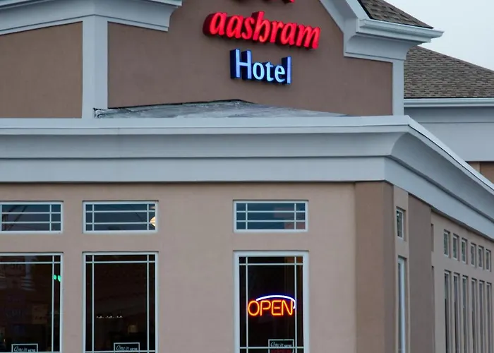 Aashram Hotel By Niagara River Niagara Falls