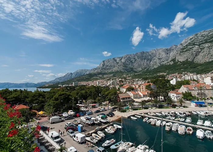Aparthotel Miramare Makarska