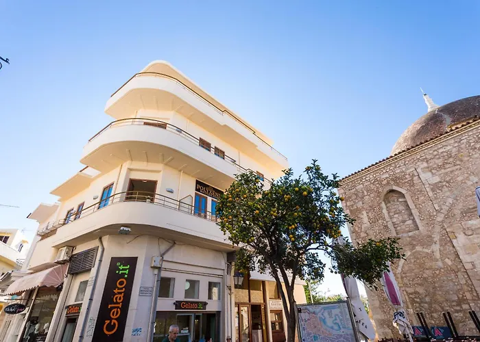 Polyxenia Suites
