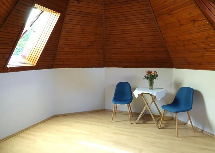 Quiet Room In Budapest Near Airport With Free Parking