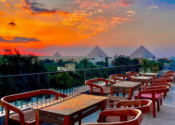 Almas Pyramids View Hotel Kafret el-Gabal