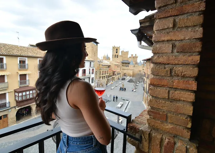 Hotel&Bar Ducay Olite