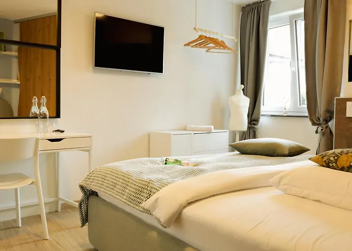 R&J Hotel Rust