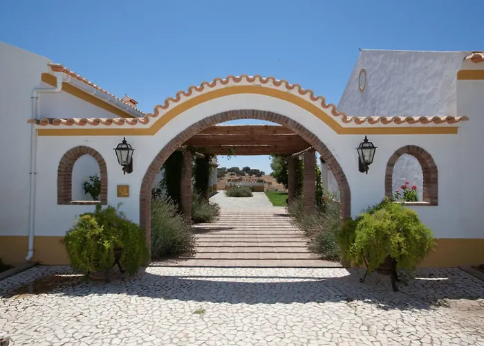 Naveterra-Hotel Rural Alandroal