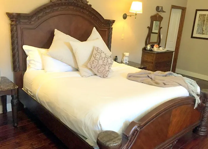 Hotels in Canmore