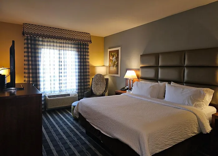 Holiday Inn Express & Suites Perry-National Fairground Area By Ihg