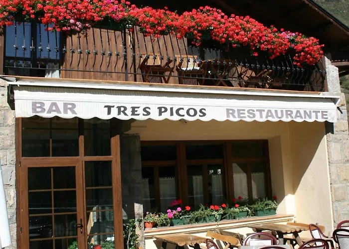 Hotel Tres Picos Eriste