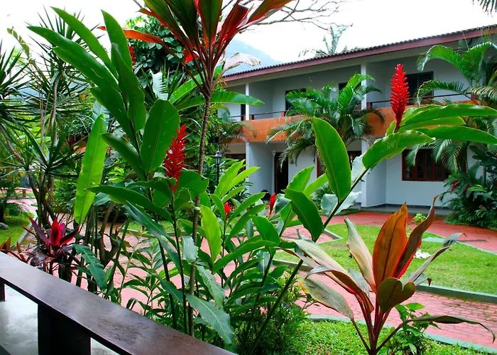 Pousada Larimor Boicucanga