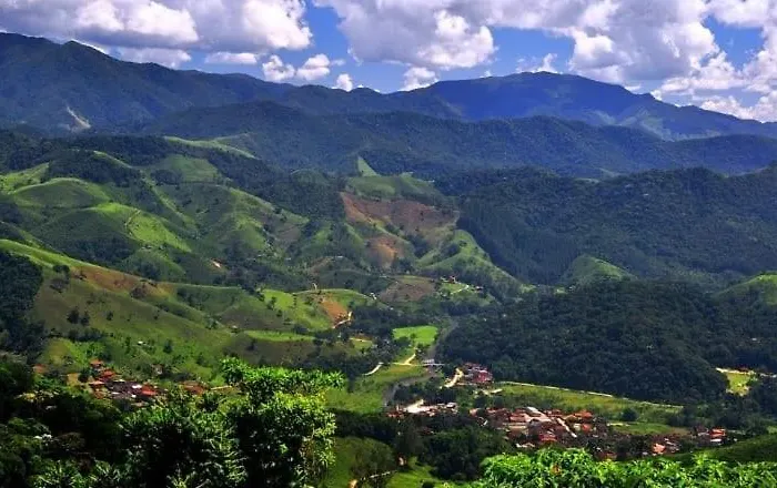 Pousada Pináles