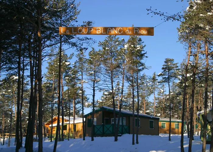 Parc Résidentiel de Loisir : Le Loup Blanc du Riou