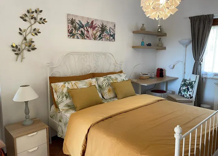Casa Mimosa Holiday Room