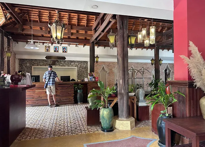 Mekong Angkor Palace Inn