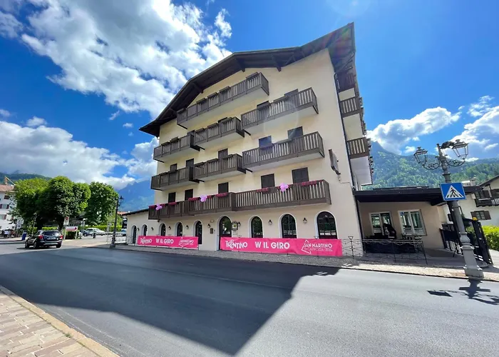 Albergo Dolomiti Fiera Di Primiero