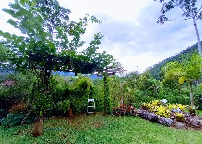 Chale Vale Da Mata Acomodação com café da manhã Visconde De Maua