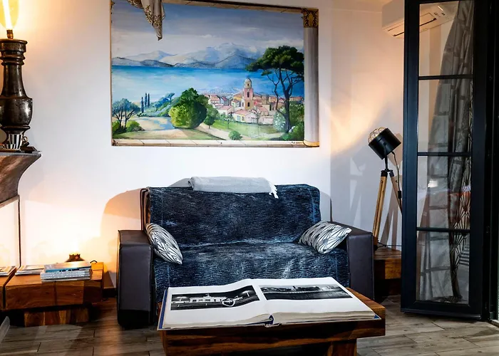 La Romana Luxe Et Serenite Au Coeur De Saint-Tropez Suites Spacieuses Avec Jardin Enchanteur