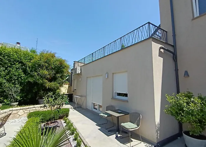 Faveria Apartments Amphitheater With Free Parking Pula