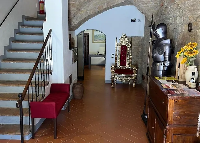 A La Casa Dei Potenti San Gimignano