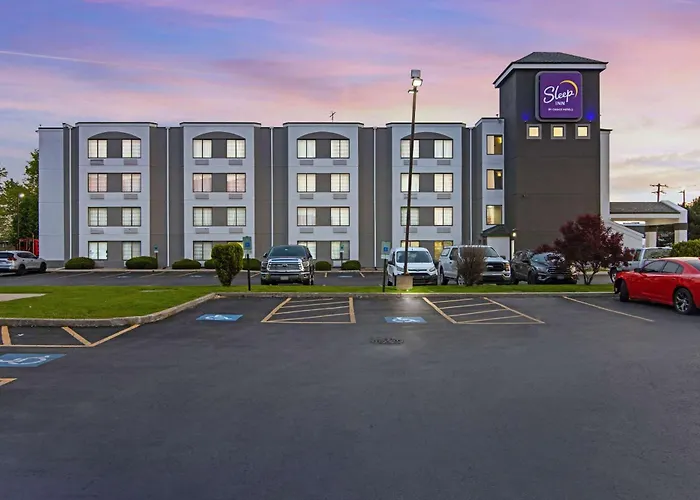 Sleep Inn Near I-80 And I-94 Lansing