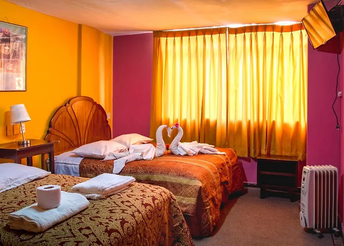 Hostal Virgen de Las Nieves II