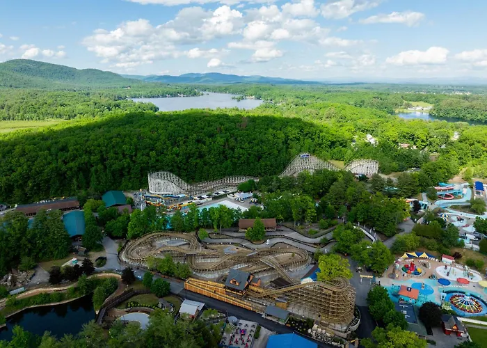 Six Flags Great Escape Lodge & Indoor Waterpark
