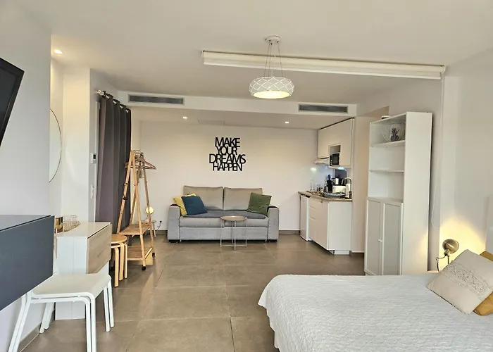 Hotel Twenty Rent à Cagnes-sur-Mer